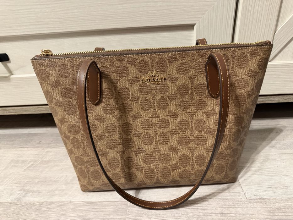 Продам сумки, guess и coach