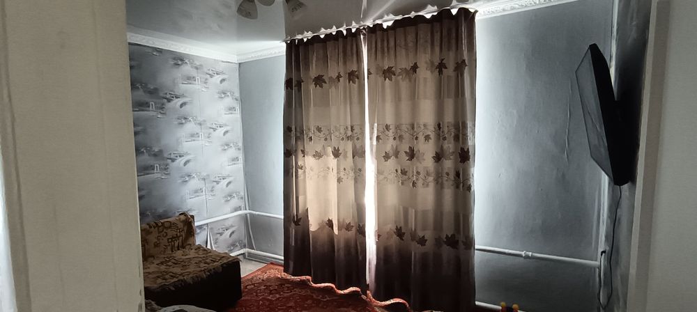 Үй сатылады. Келіп көріңіздер.