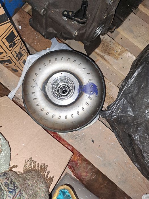 Продаётся акпп на автомашину мазда кроунос.