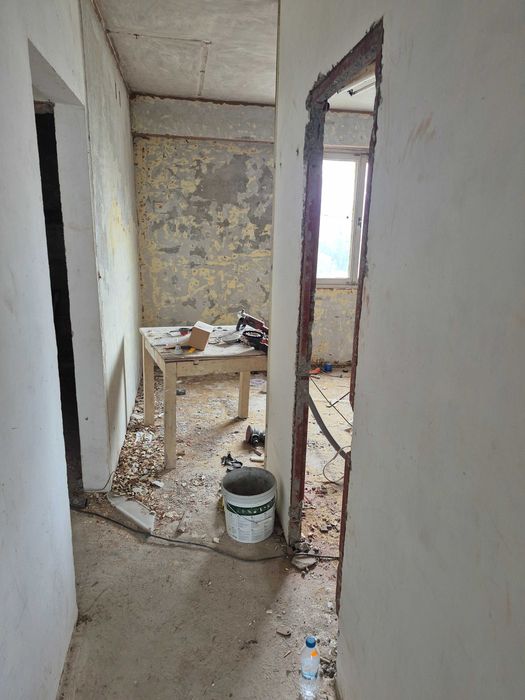 Продава се Тристаен апартамент в Търговище, Център - 80 кв.м за 950 €/кв.м - Снимка #8