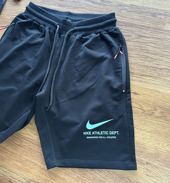 Мъжки,памучен,черен къс комплект Nike размери XS,S,M