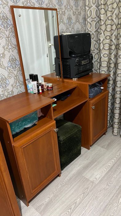 Спальный гарнитур