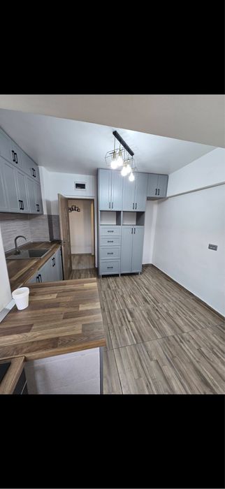 Apartament 4 camere  central