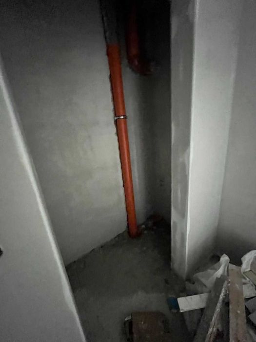 Продава се Тристаен апартамент в Пловдив, Коматевски възел - 134 кв.м за 1407 €/кв.м - Снимка #1