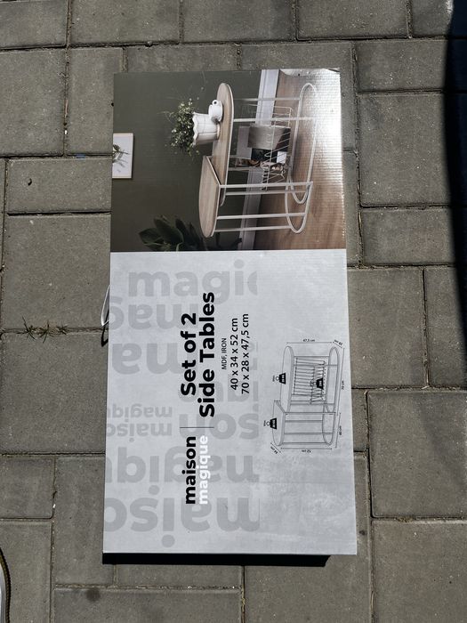 Set masute auxiliare
