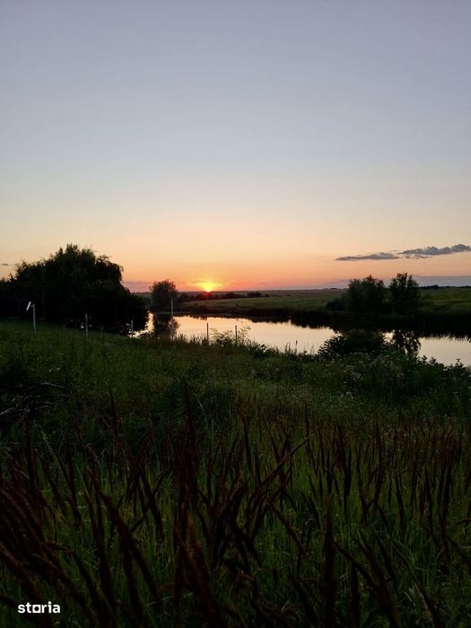 Teren la lac cu deschidere de 30m, 1000mp, langa Paradisul Verde