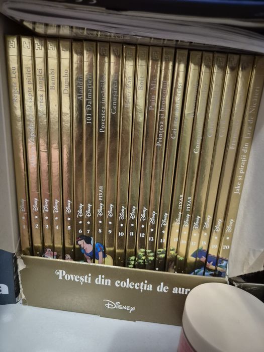 Vand carti copii Disney "Colectia de aur"