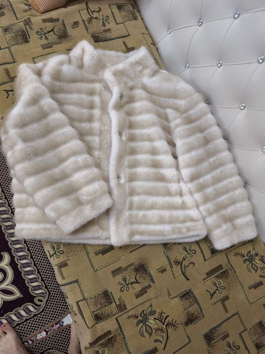 Зима тёплую и осень