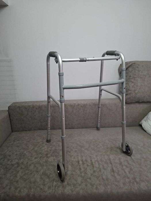 Ходунки для взрослых