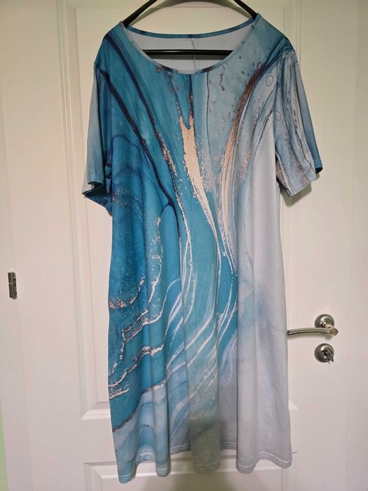 Vand 3 rochii de vara 2XL (48)