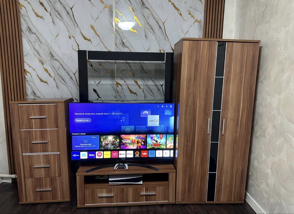 Продам стенку «горка» в гостинную