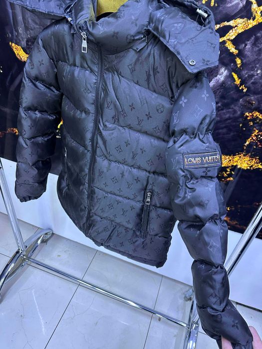 мъжко зимно яке  Louis Vuitton