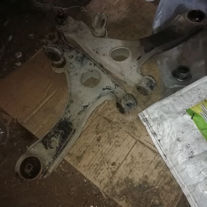 Продам запчасти на пассат б3