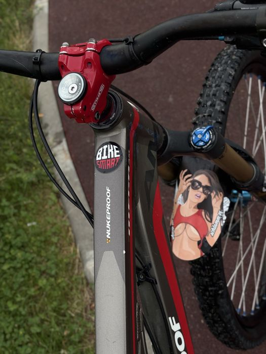 Bicicleta Mtb Nukeproof AM-275 seria MEGA