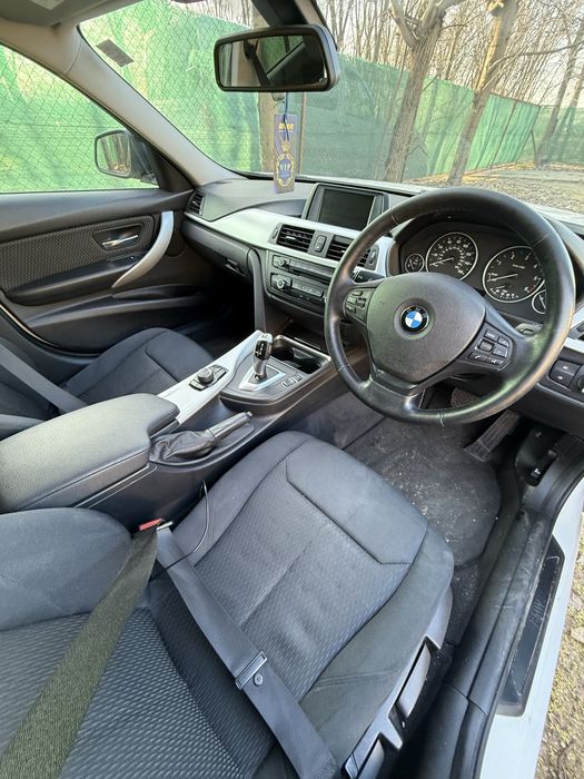 Dezmembrari/piese bmw seria 3 F30 2.0 d 184 cp , N47D20C culoare alb