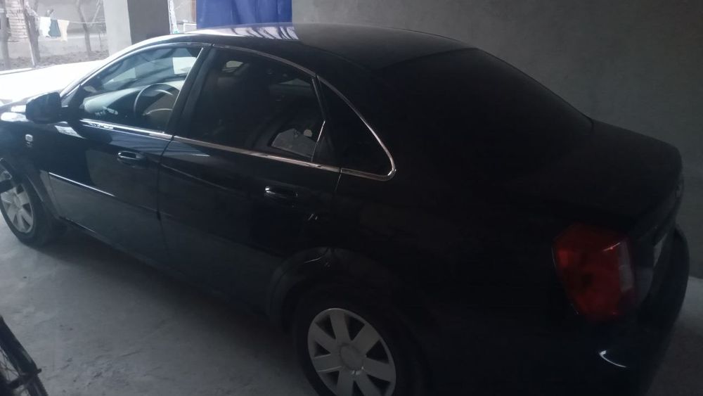 Lasetti Jentra top toza