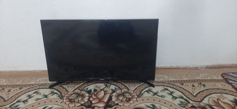Samsung 32 lik telivizor sotiladi