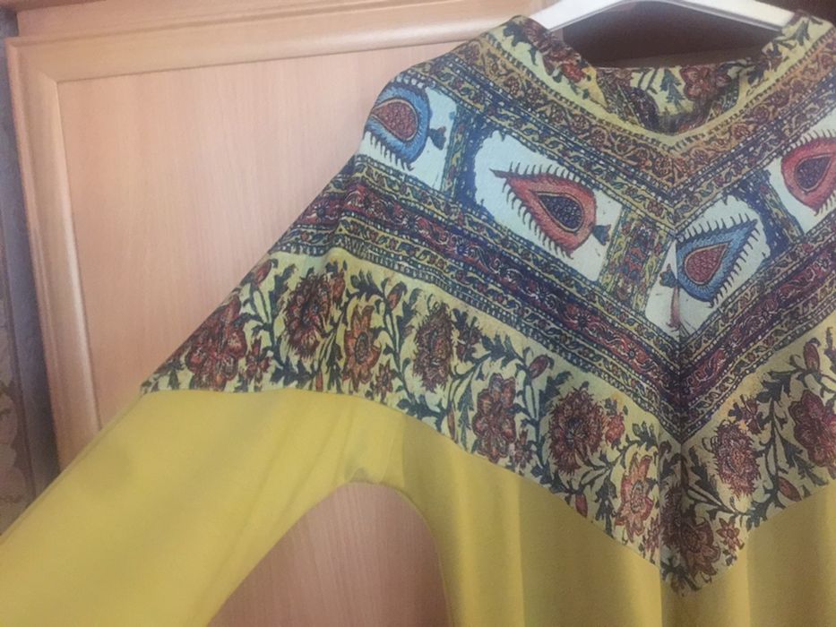 Женские платья  праздничные