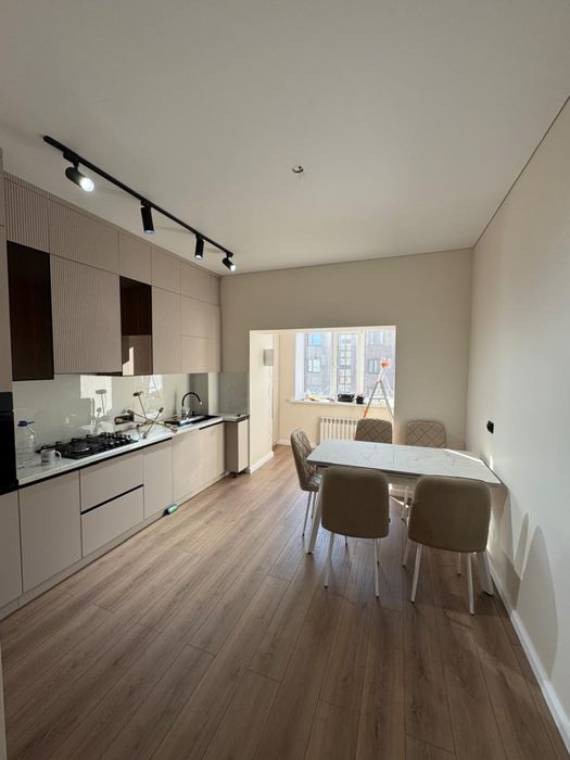 Ремонт под ключ квартир офис ресторанов установка бамбук панели на тв