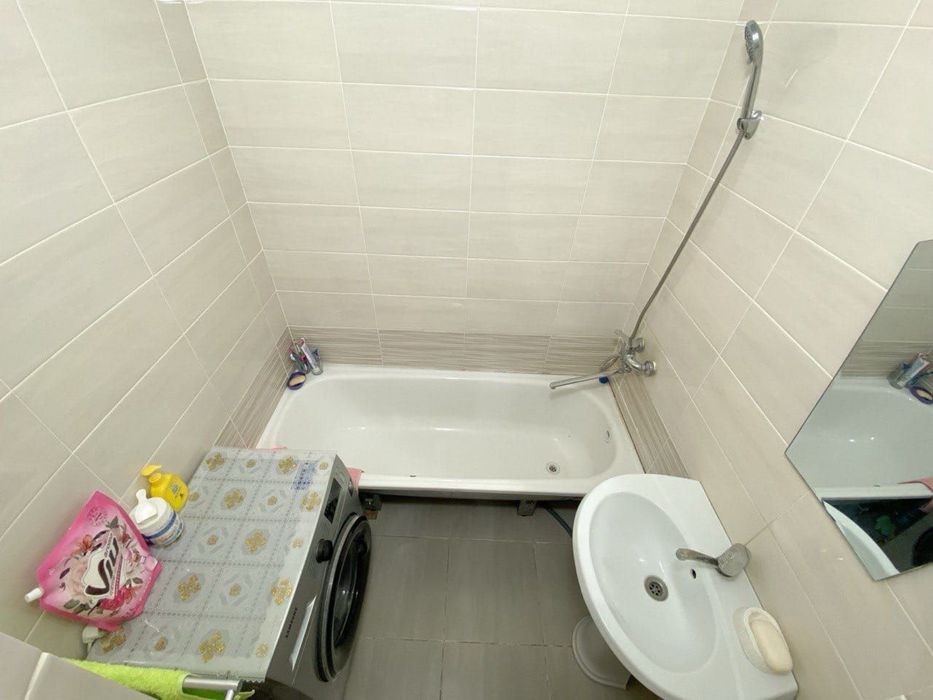 Продам 2 комнатную квартиру