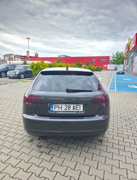 Audi A3 Sportback S-Line 1.4 TFSI DSG • BOSE • Bi-Xenon • Încălzire scaune • R17
