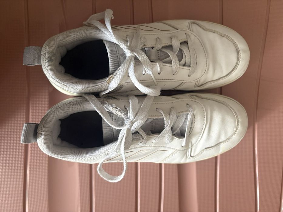 Маратонки adidas 36