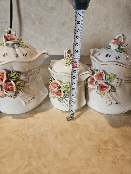 Кухненски бурканчета за захар, кафе и др