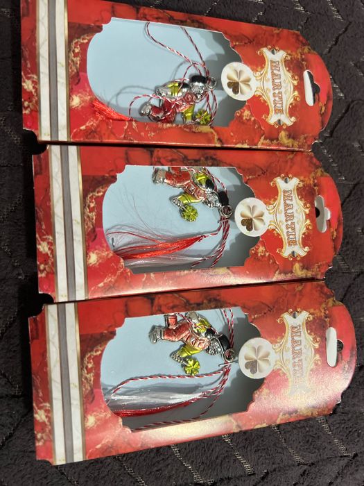 Mărțișoare diferite modele