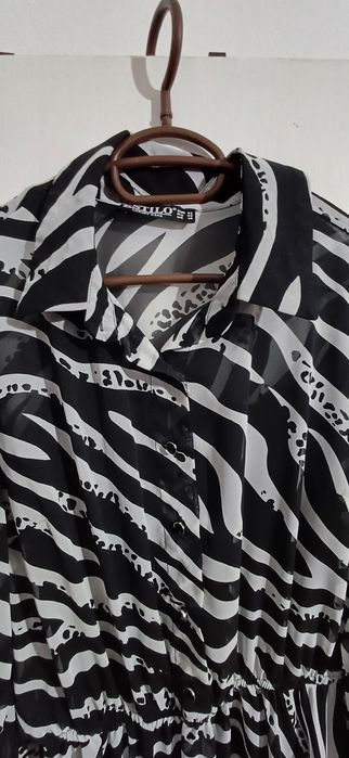 Ефирна свободна рокля