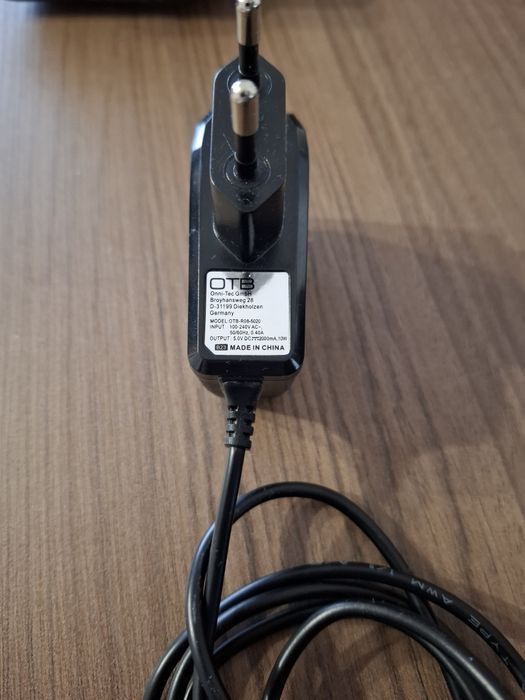 Оригинално зарядно ОТВ, 5V / 2A (10W)