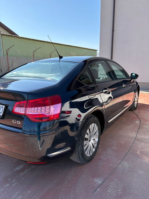 Citroën C5 an 2010 manuala diesel albastru 110CP  280000 km  6l/100km