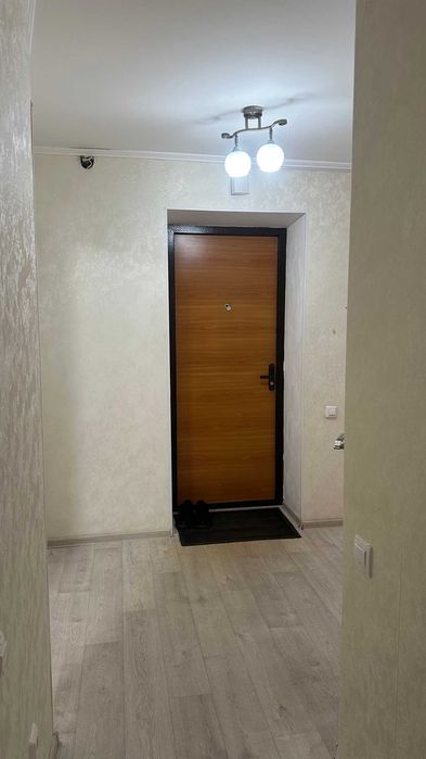Продам 2 ком в центре