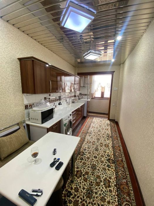 Novza metro kvartira arenda, qizlarga kvartira arenda 2 kishi bolamiz