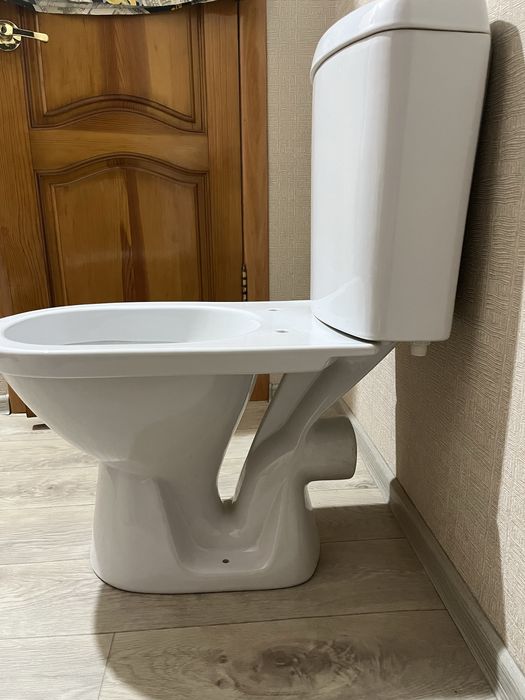 Унитаз в отличном состоянии