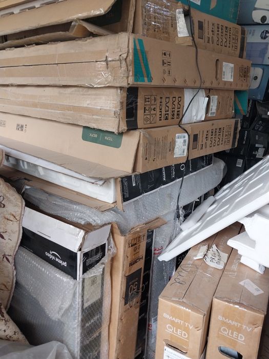 Много телевизоров