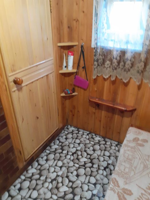 Продам 1/4 дома,село Белое