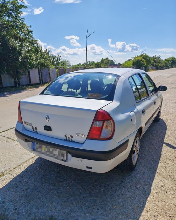 De vanzare RENAULT CLIO an fabricație 2004