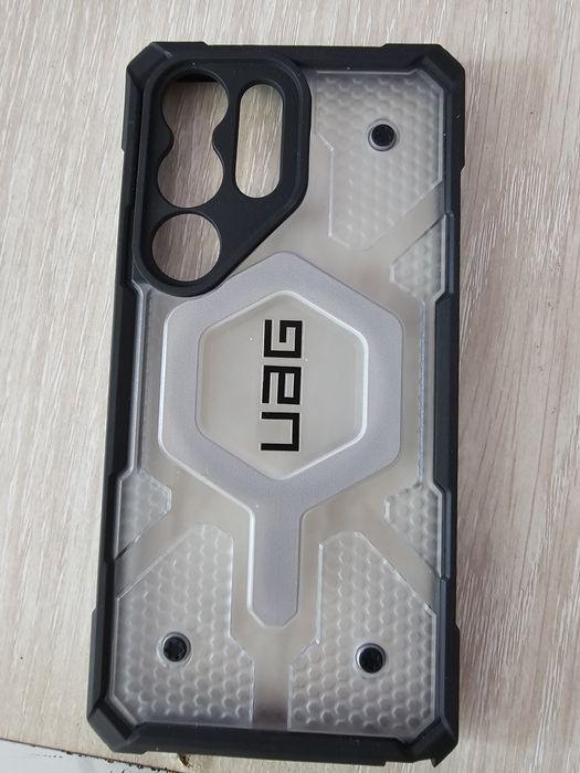 Vand husa UAG Pathfinder negru transparent pt samsung s23 ultra.