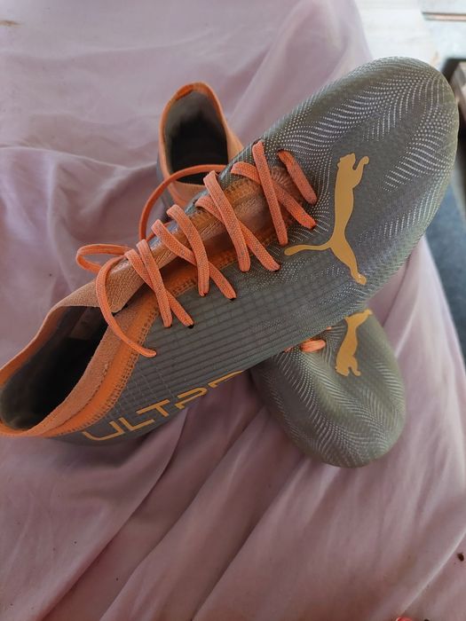 Ghete Puma cu crampoane de vinzare