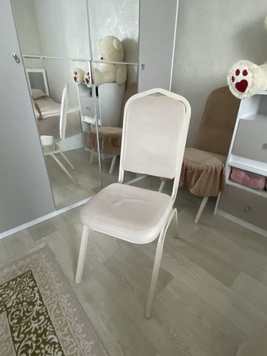 Стулья для гостиной