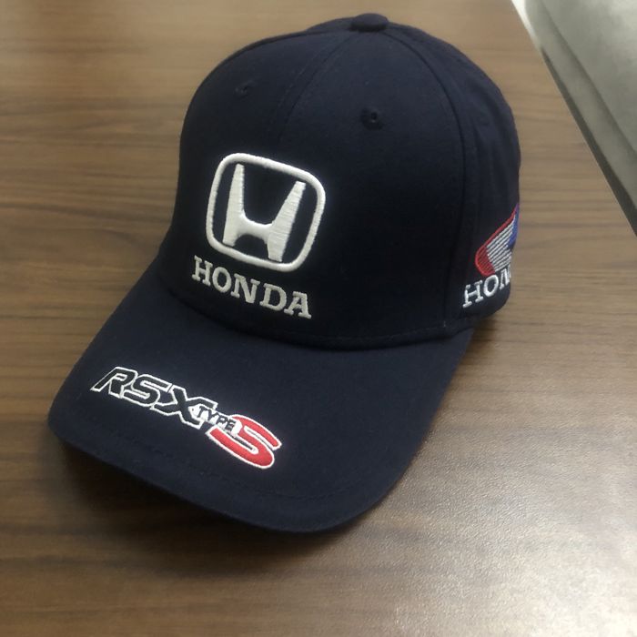 Брендовая кепка от HONDA