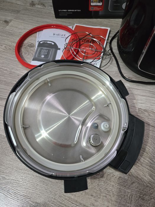 Instant Pot pro plus мултикукър