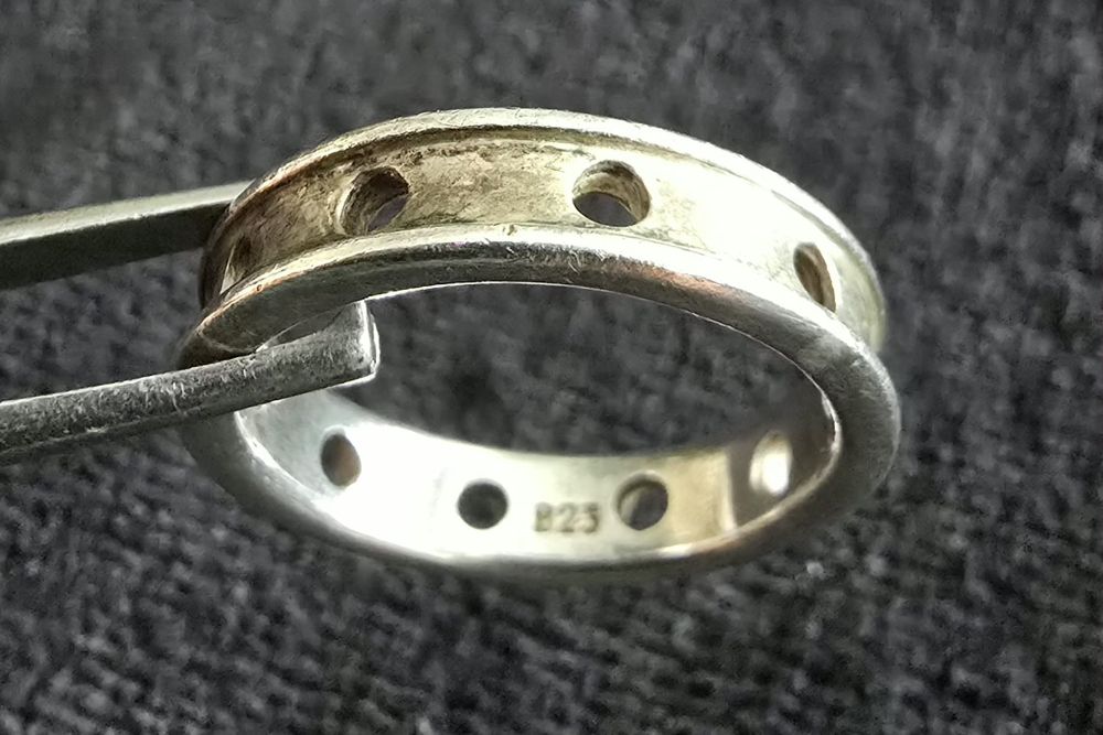Inel argint 925, mărime 18 mm, model perforat – 4,2 g