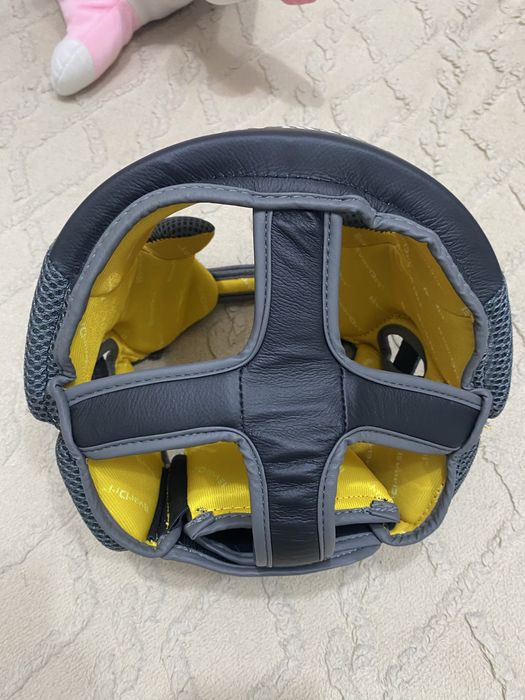 Продам шлем Everlast L/Xl