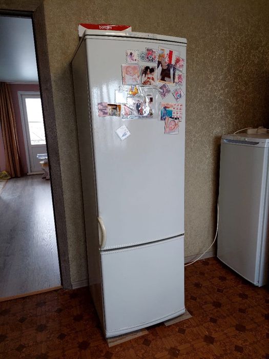 Холодильник рабочий