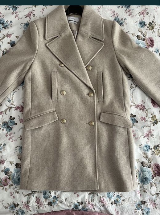 Палто Reserved вълна