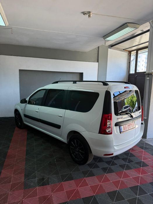 DACIA Logan MCV 2011 — imagine 4