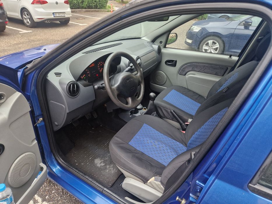 De vanzare Dacia Logan - 2006 ,motor  1.4 benzina
