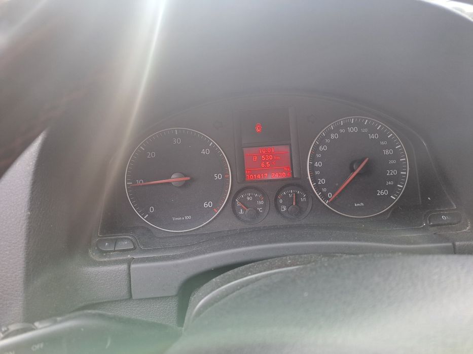 De vanzare golf 5 plus