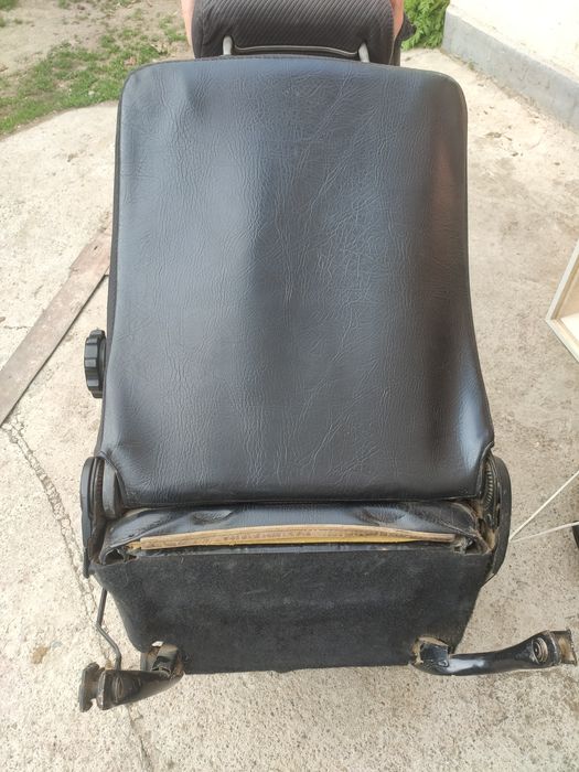 Пассажирское сиденье на Ауди Б4